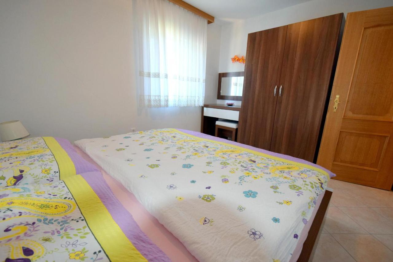 מאלינסקה Apartments Gabrijel מראה חיצוני תמונה