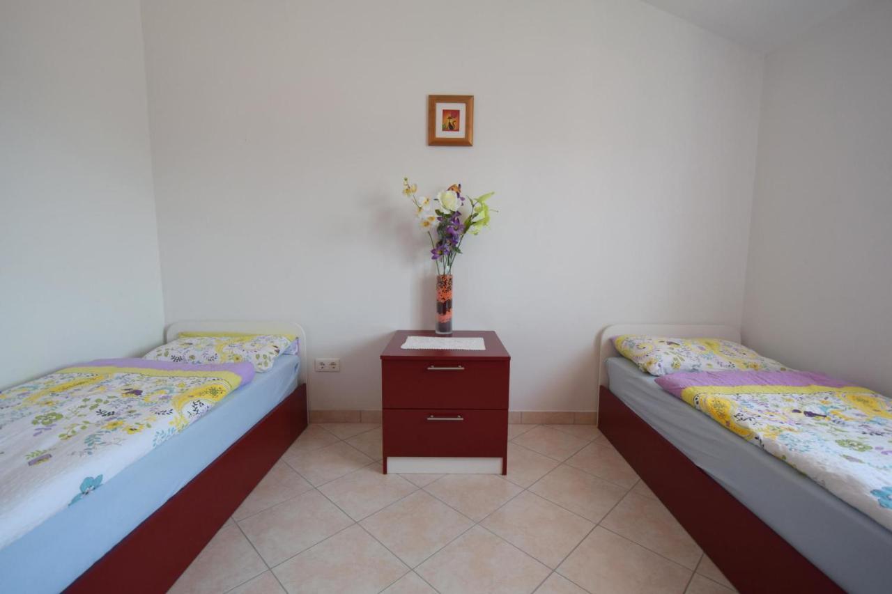מאלינסקה Apartments Gabrijel מראה חיצוני תמונה