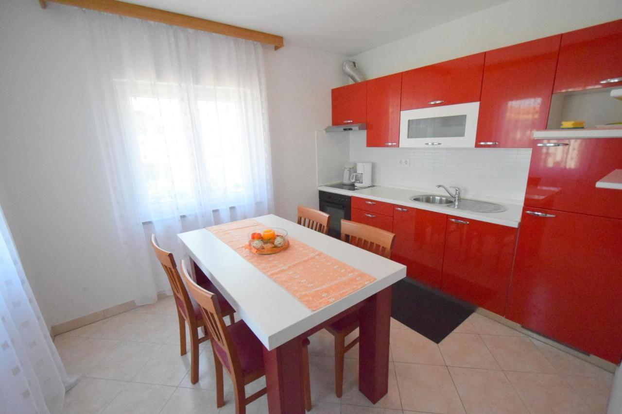 מאלינסקה Apartments Gabrijel מראה חיצוני תמונה