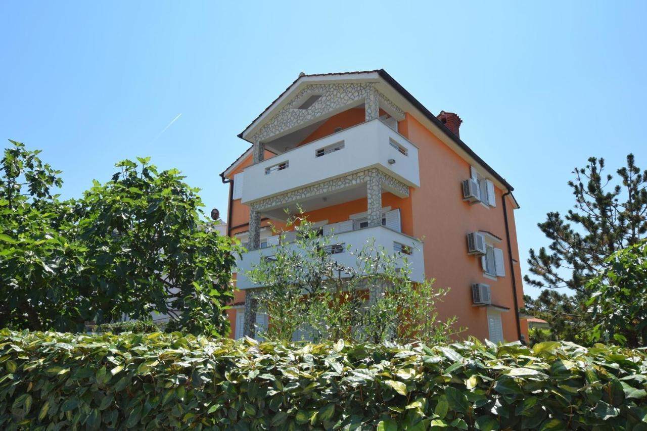 מאלינסקה Apartments Gabrijel מראה חיצוני תמונה